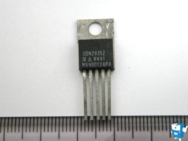 IC UDN2935Z